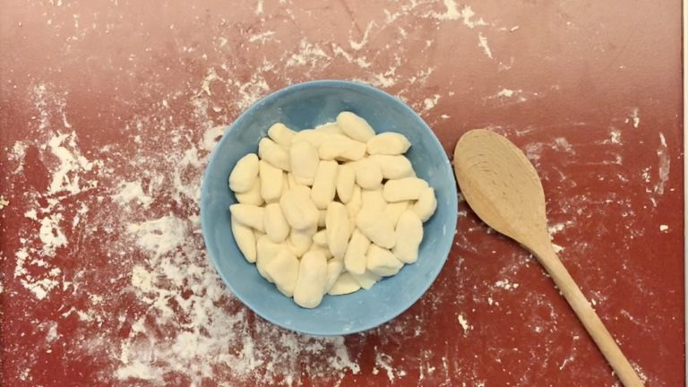 How to make homemade gnocchi